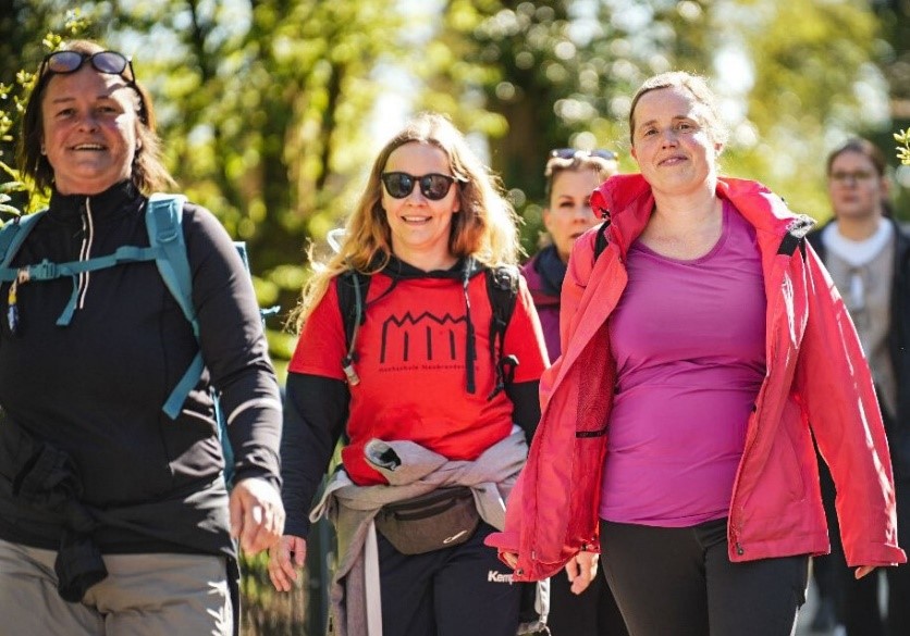 50 km-Marsch vs. Studium im Fachbereich SBE – Mehr Gemeinsamkeiten als du denkst
